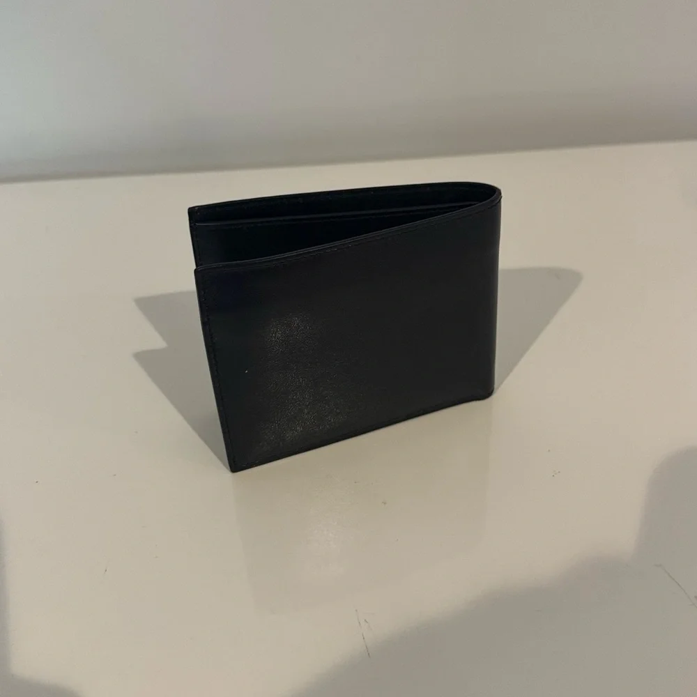 OFF WHITE ‘FOR MONEY’ BLACK LEATHER WALLET